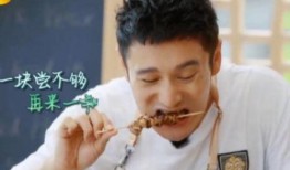 播放嘴嘴吃瓜视频免费观看,免费观看嘴嘴吃瓜视频，畅享夏日清凉时光