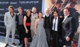 阿诺被爆料最新视频播放,揭秘背后惊人真相！