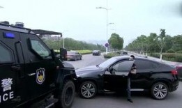 南京特警车爆料视频,惊险瞬间直击现场