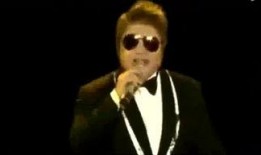 娱乐圈爆料老头是谁啊,揭秘“老头”身份之谜