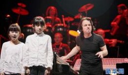 蛇年春晚爆料视频,揭秘幕后花絮，笑料与感动齐飞