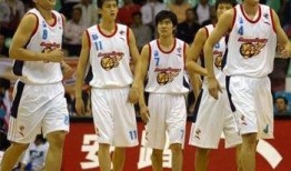 广东男篮回应球员爆料新闻,澄清事实，维护球队声誉