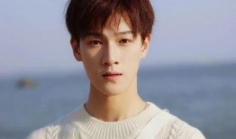 刘耀文爆料实体专辑视频